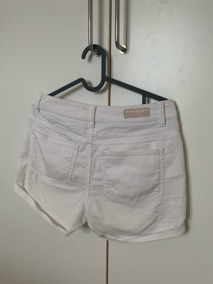 Shorts, Pieces, str. 36