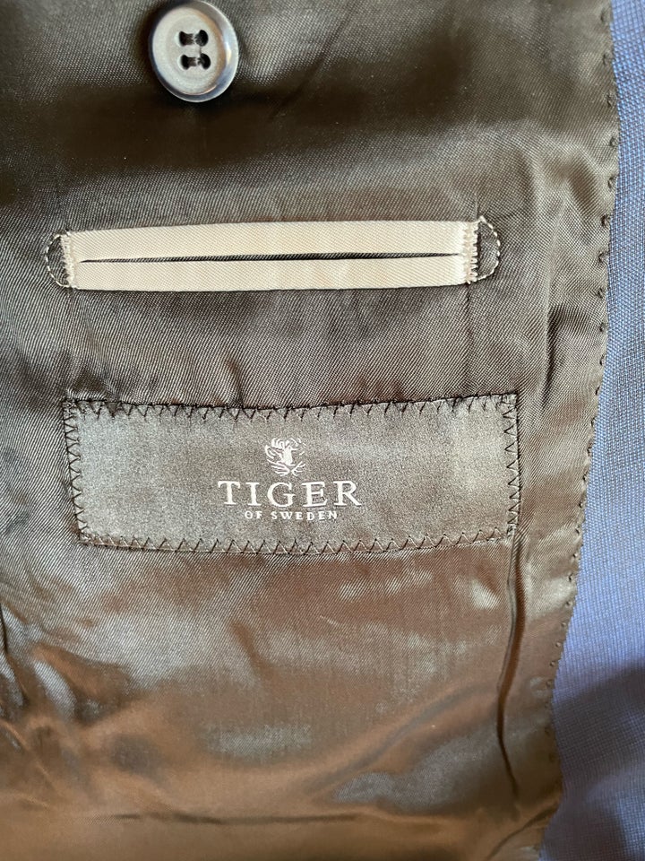 Blazer , Tiger of Sweden , str. L