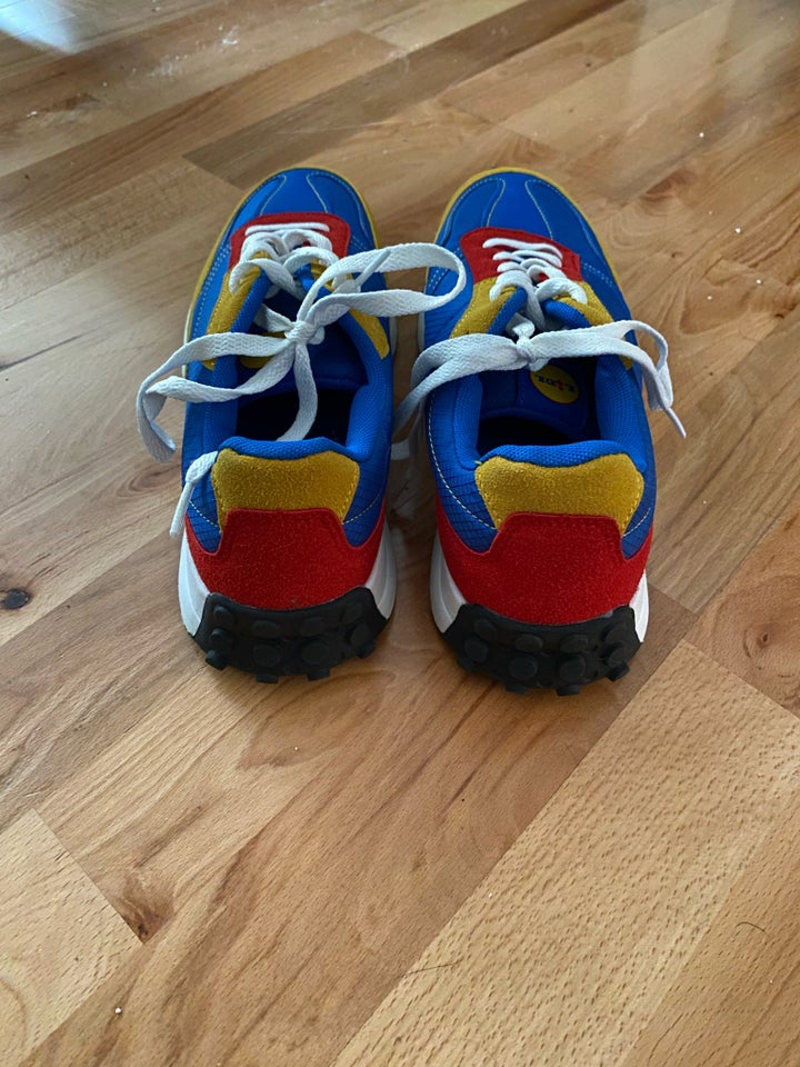 Sneakers, Lidl, str. 42