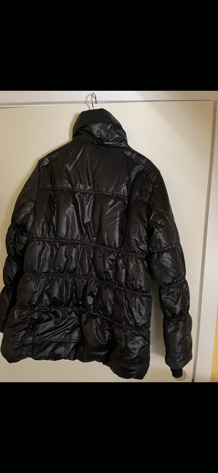 Vinterjakke, str. 40, Moncler