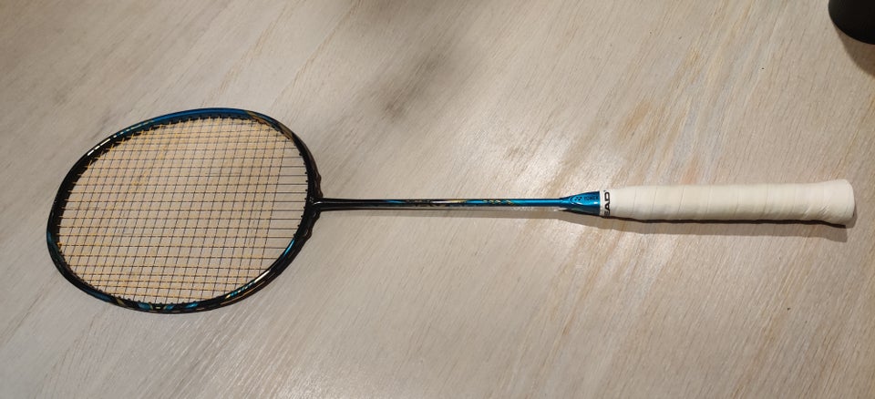 Badmintonketsjer, Yonex Astrox