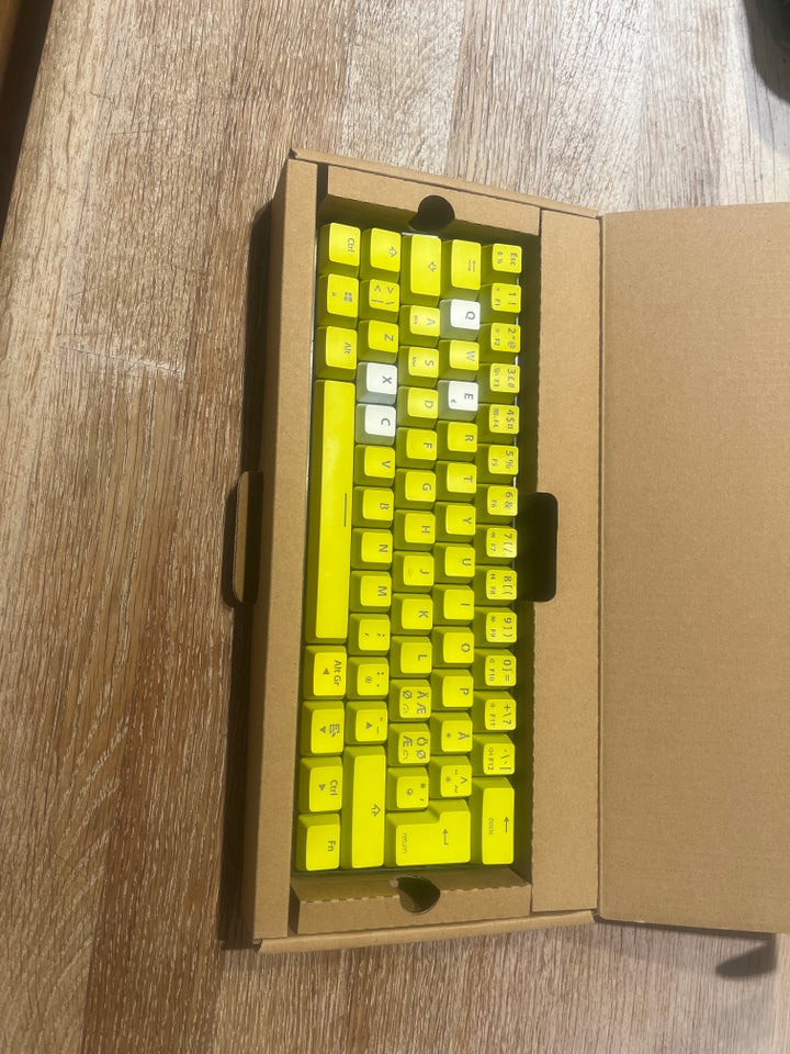 Tastatur, NOS C-450 Mini PRO RGB