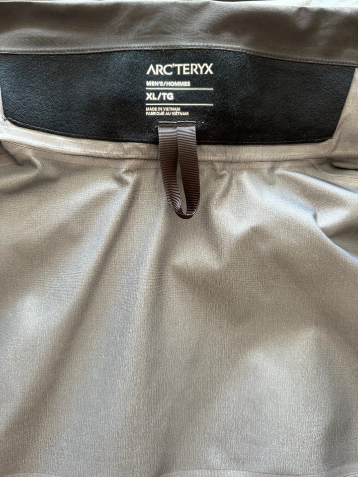 Regnjakke, str. XL, Arcteryx