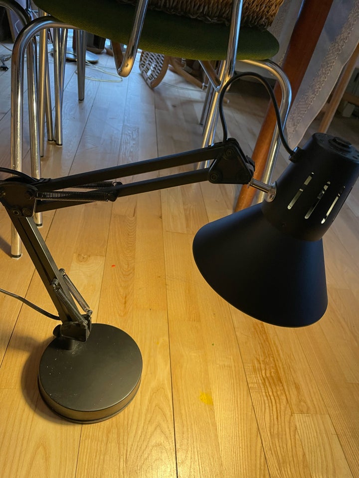 Skrivebordslampe