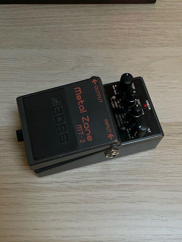 Guitar Pedal, Boss Metal Zone