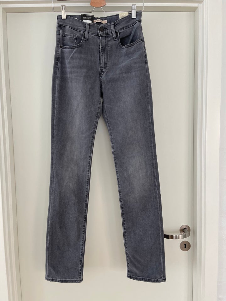 Jeans Levis str 27