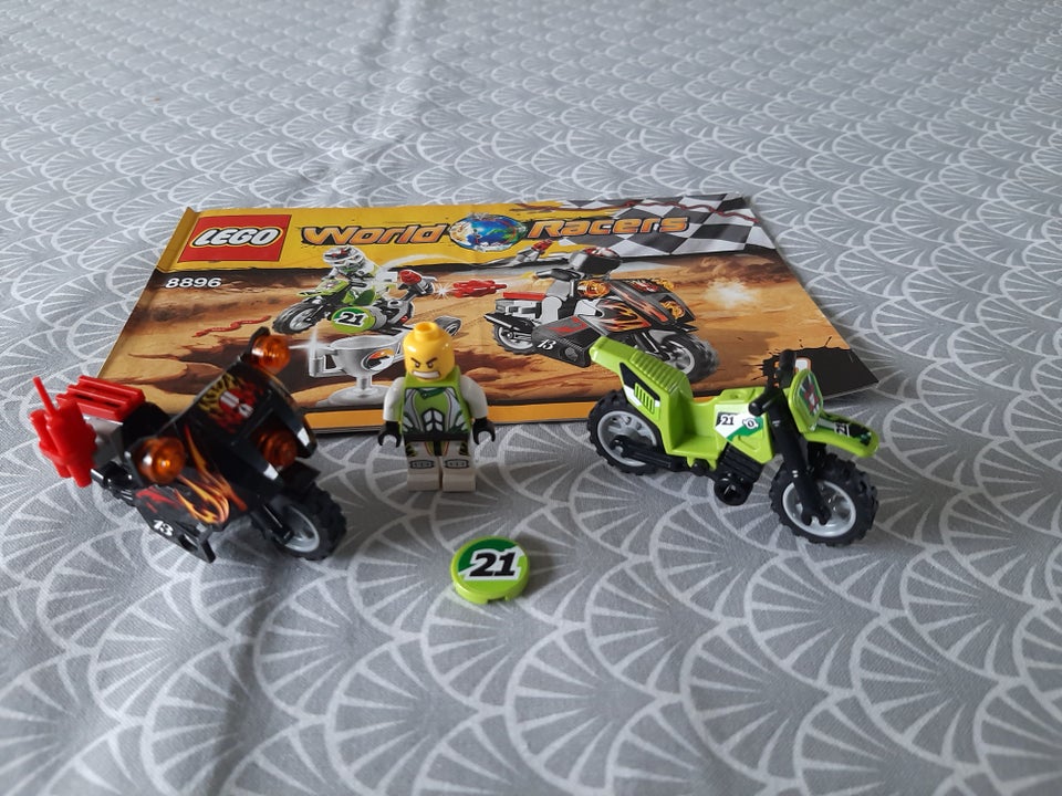 Lego World of Racers 8896