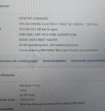 Lenovo X1 Carbon 9th gen model 20XW,