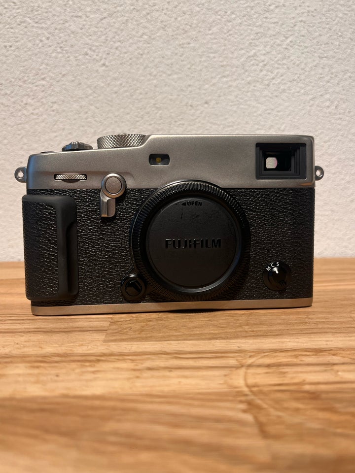 Fujifilm, X-Pro3 , 26.1 megapixels