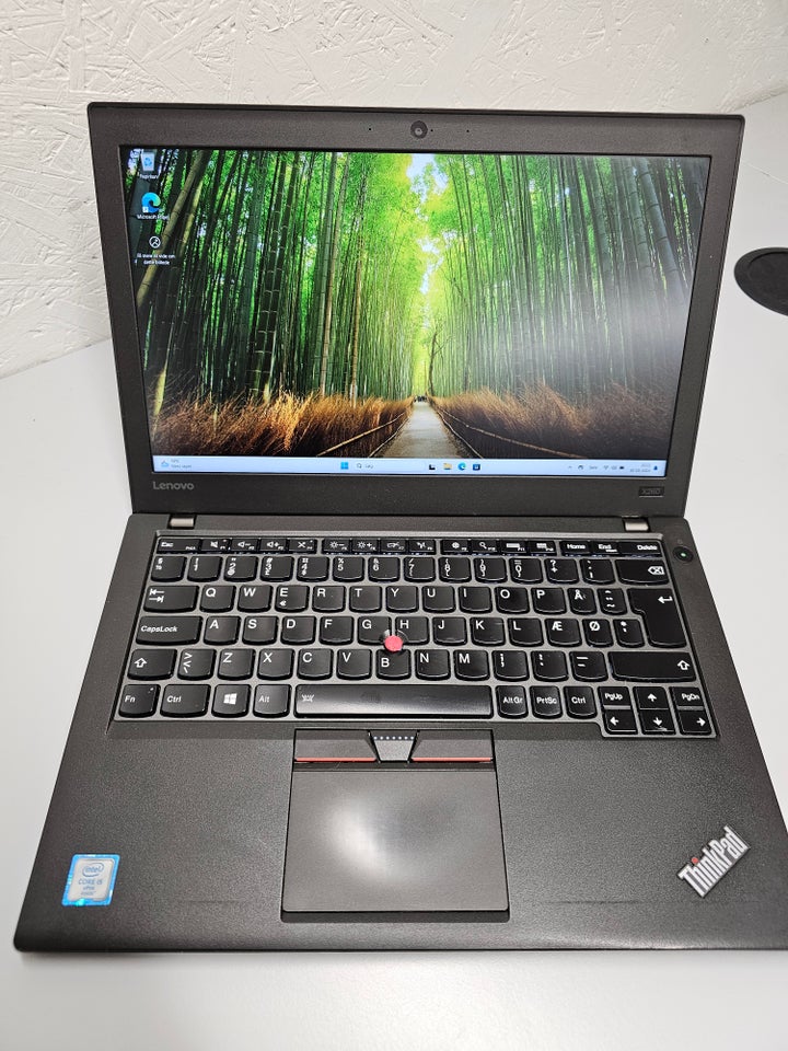 Lenovo X260, God