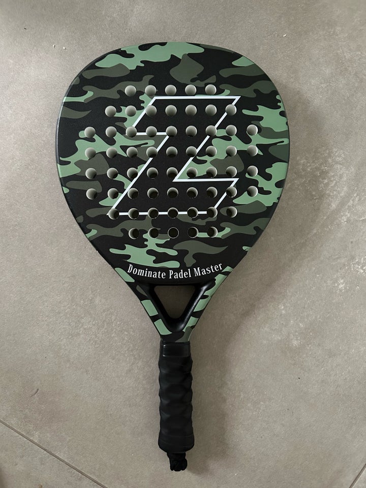 Padel bat, Zerv dominante Padel