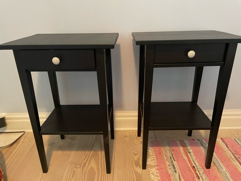 Sengebord  Ikea Hemnes