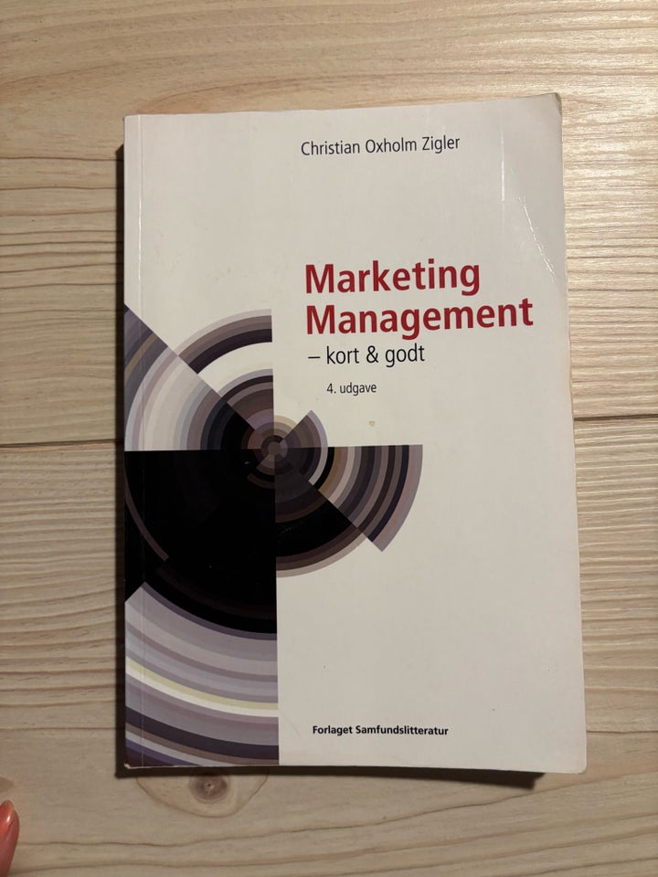 Marketing Management - kort  godt,