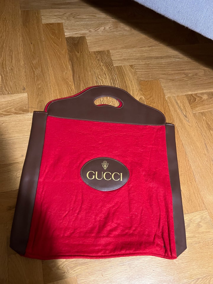 Net, Gucci