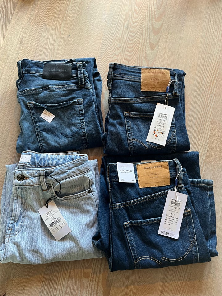 Jeans, Jeans - helt nye, Grunt og