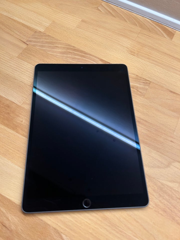 iPad Air 3 64 GB sort