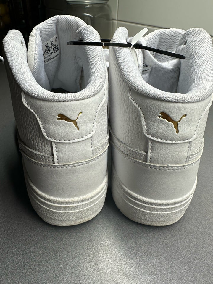 Sneakers, str. 38, Puma