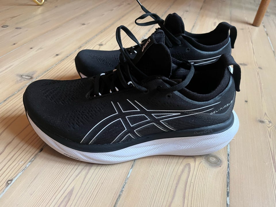 Løbesko, Gel Nimbus 25, Asics