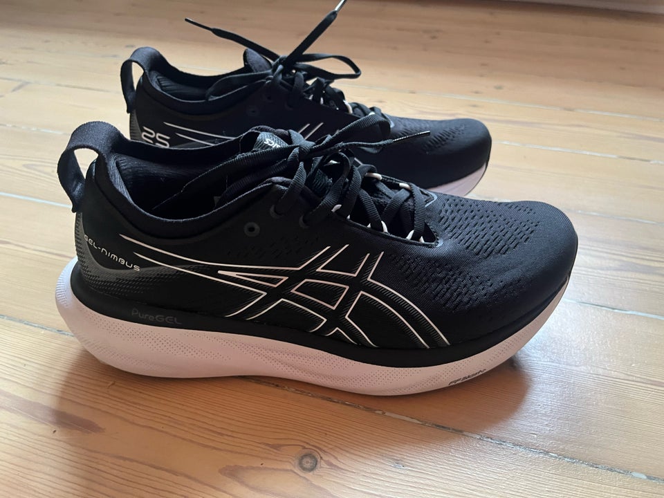 Løbesko, Gel Nimbus 25, Asics