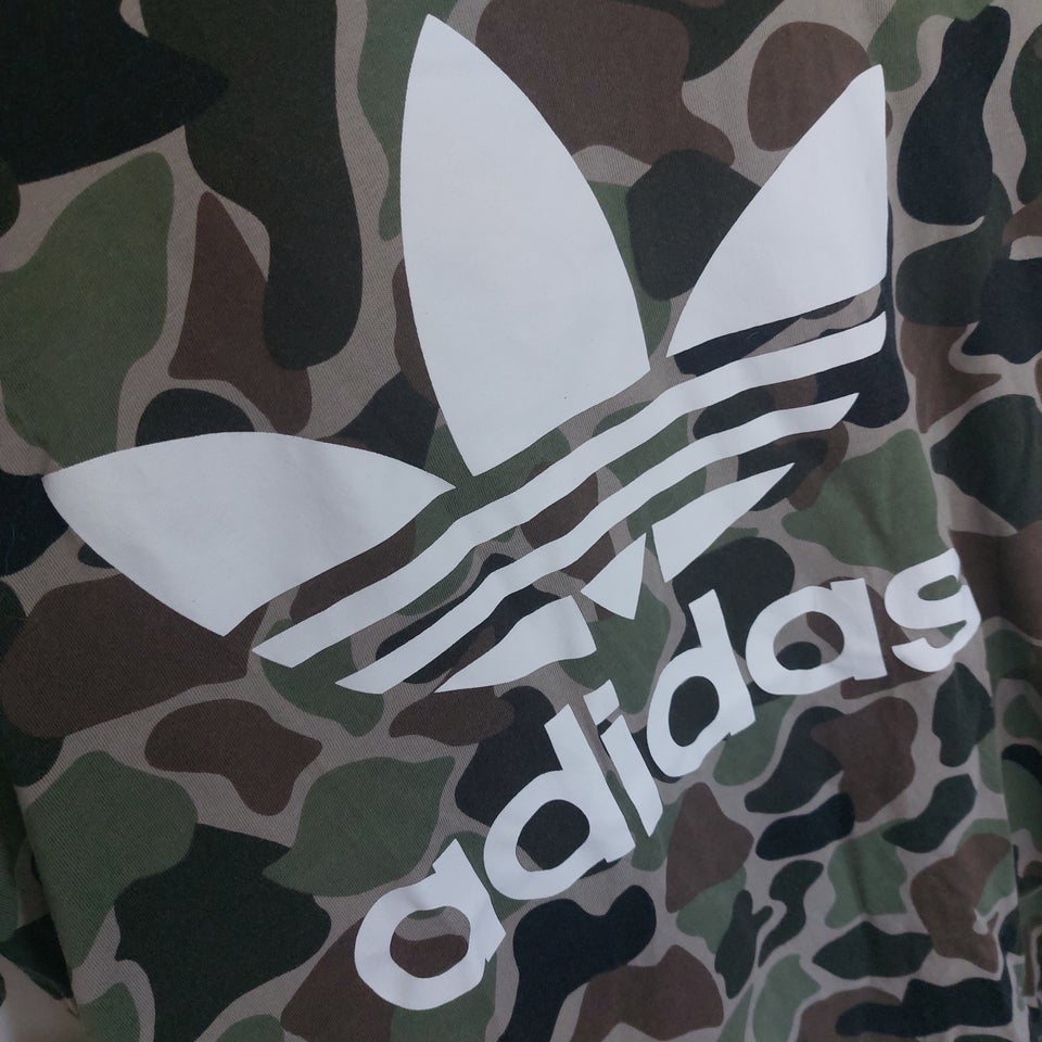 T-shirt Adidas str S