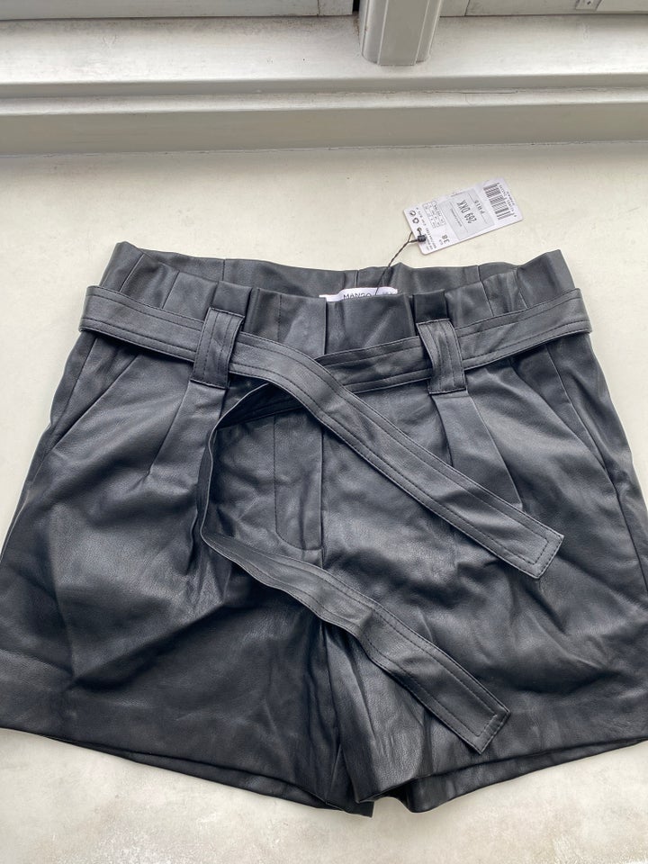 Shorts, Mango, str. 38