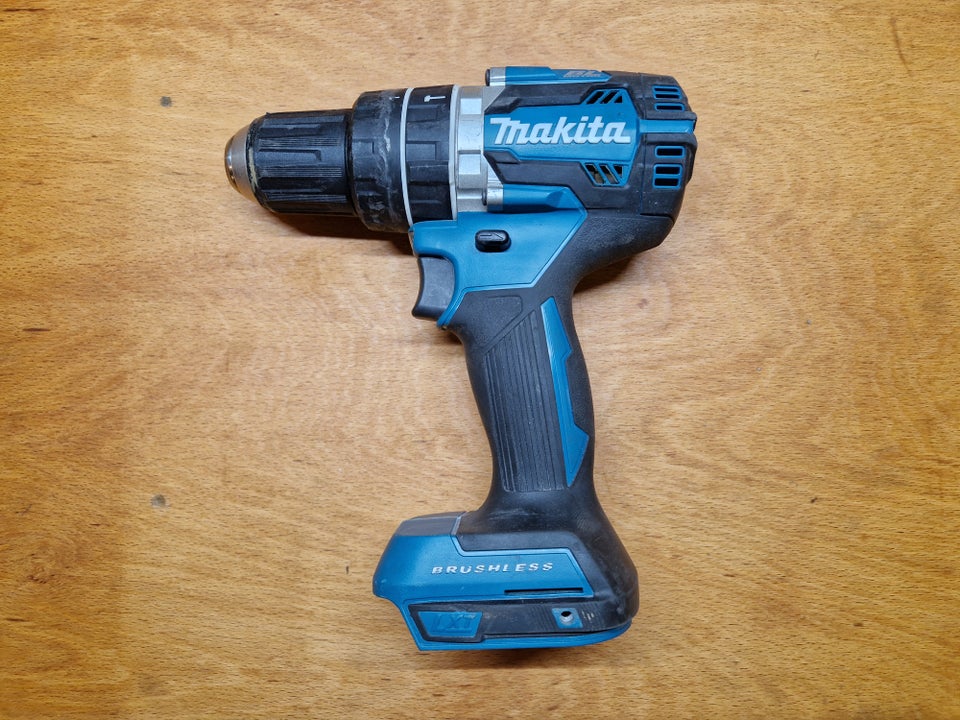 Slagboremaskine, Makita DHP484