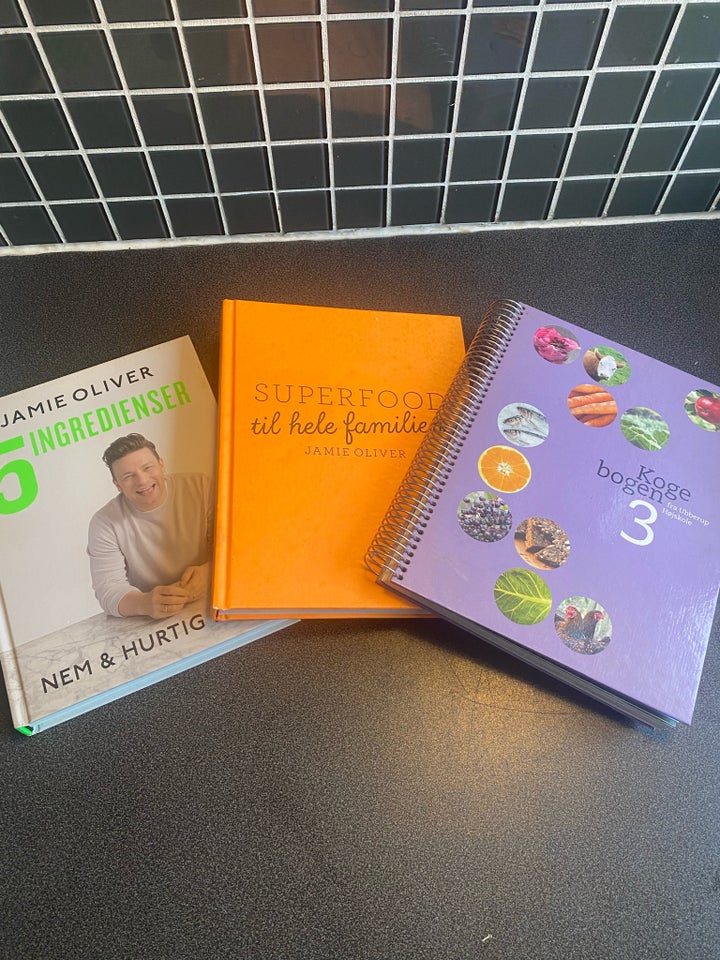 3 stks. kogebøger, Jamie Oliver,