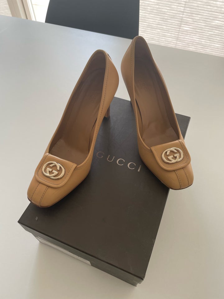 Stiletter, str. 36, Gucci