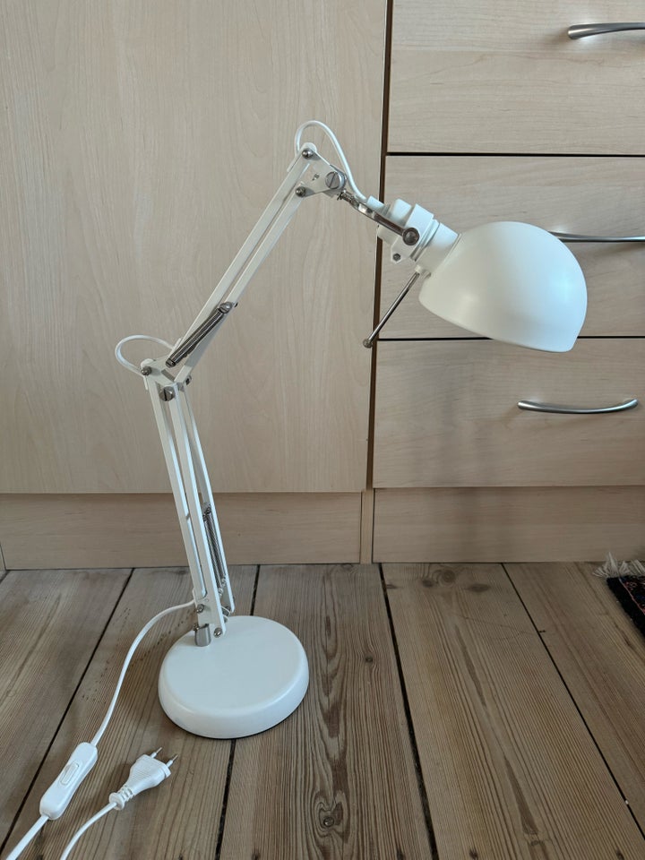 Skrivebordslampe Ikea