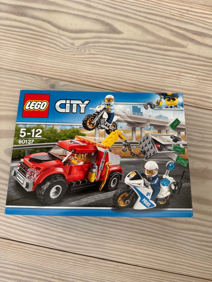 Lego City 60137