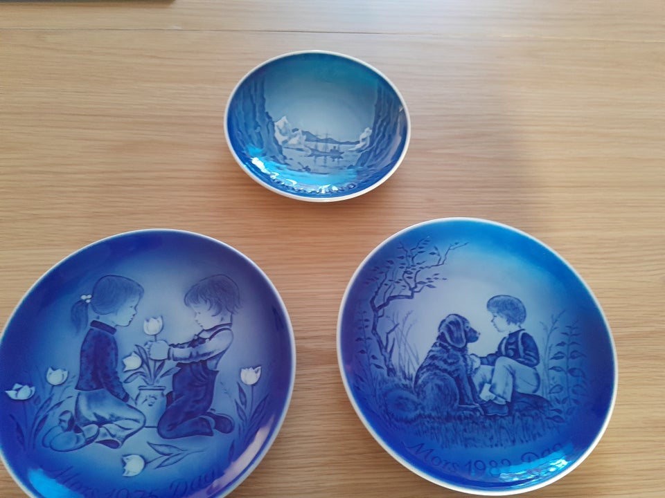 Royal copenhagen platter, RC.