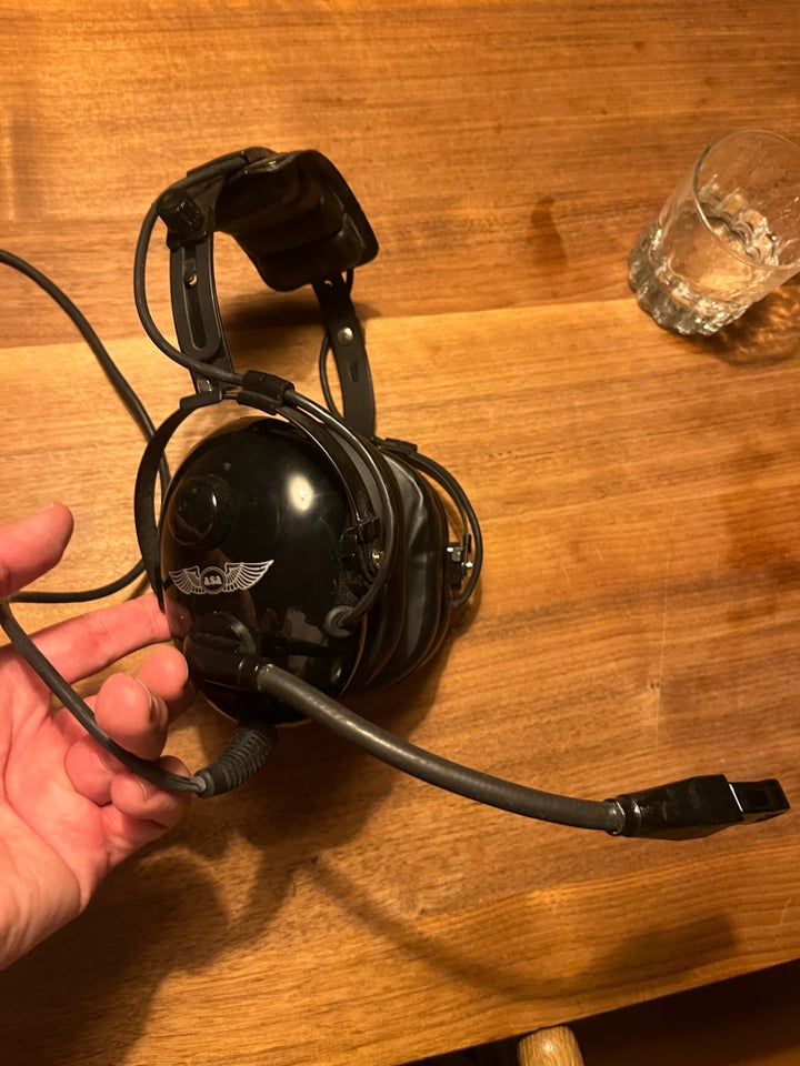 headset hovedtelefoner, Andet