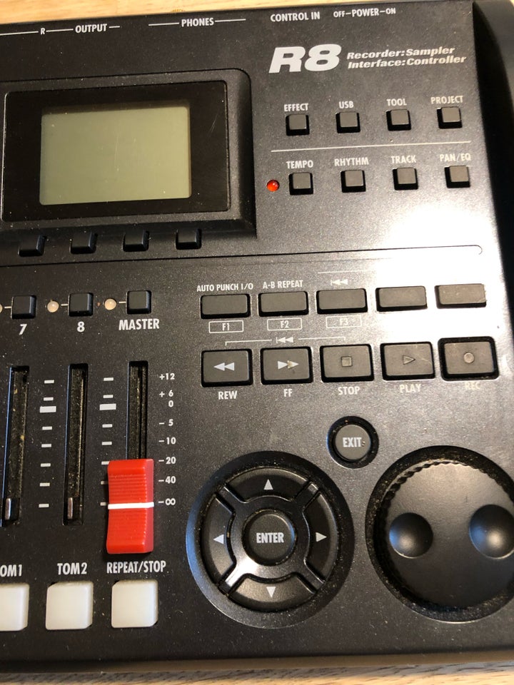 Sampler, Zoom R 8 Recorder Sampler