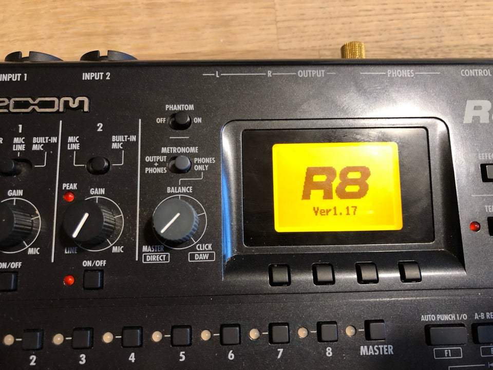 Sampler, Zoom R 8 Recorder Sampler