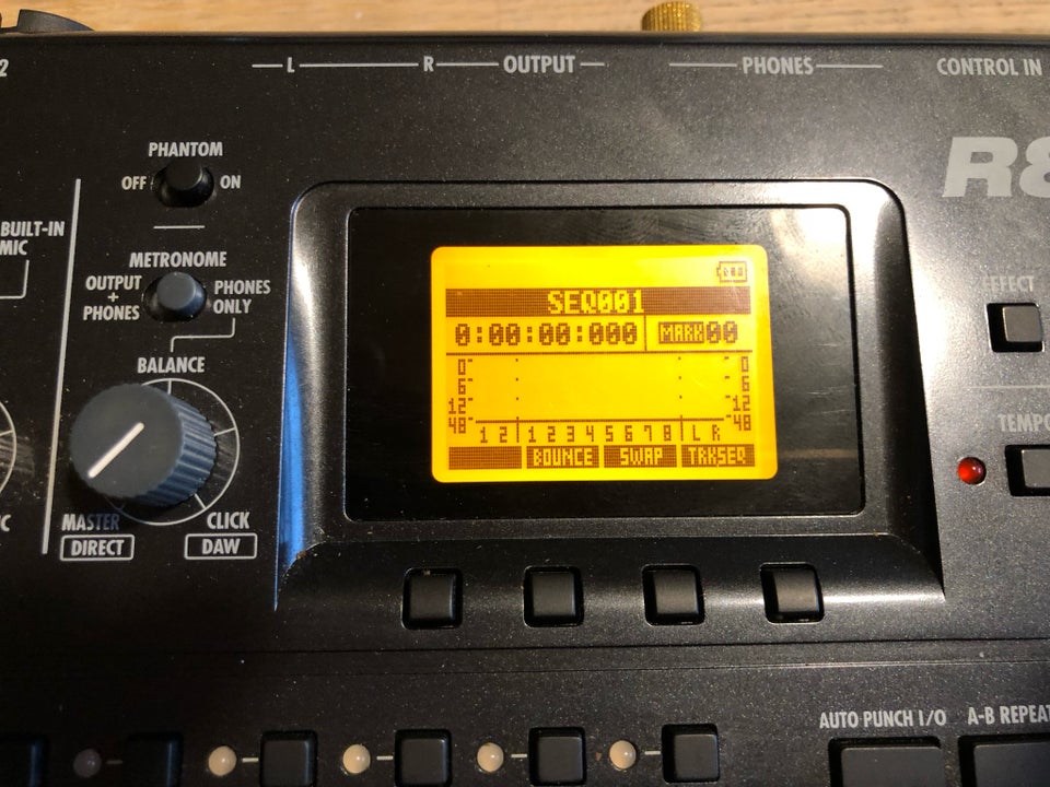 Sampler, Zoom R 8 Recorder Sampler