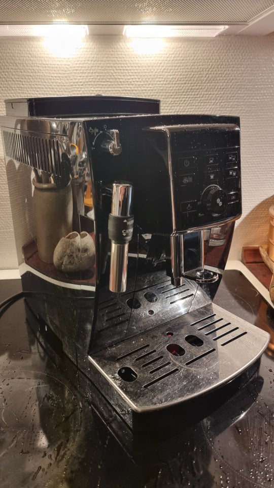 Kaffemaskine, Delonghi