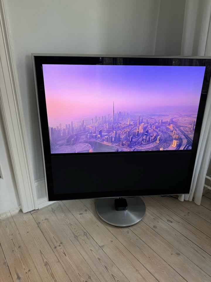 LED Bang  Olufsen Beovision 10