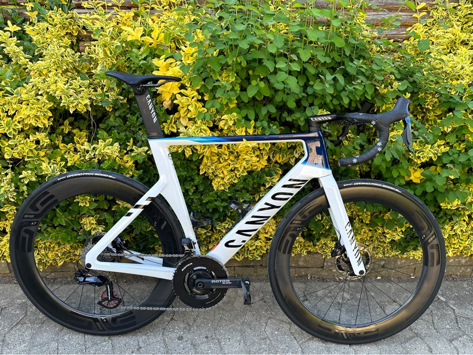 Herreracer, Canyon Aeroad CFR Di2