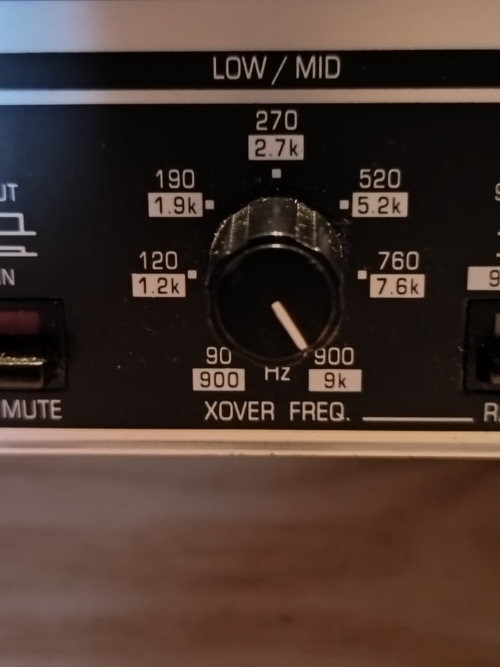 Delefilter, Behringer, Cx2300