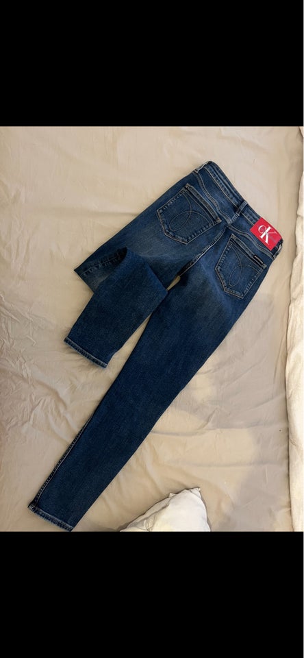 Jeans, Calvin Klein , str. 27