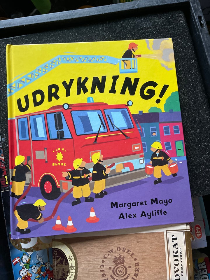 Udrykning , Margaret Mayo