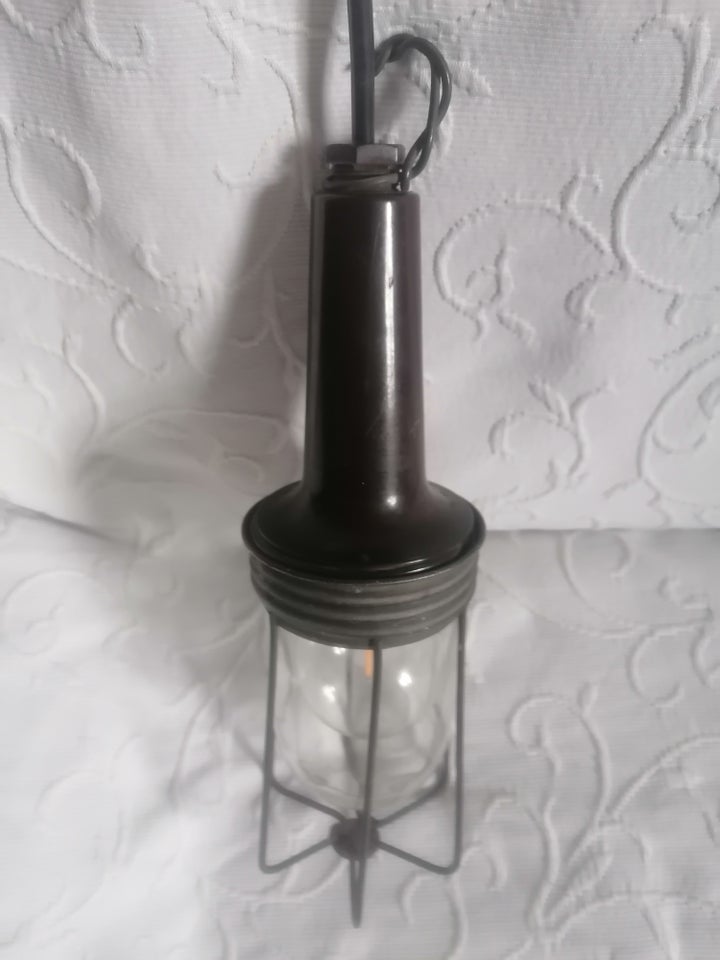 Anden loftslampe, Retro -