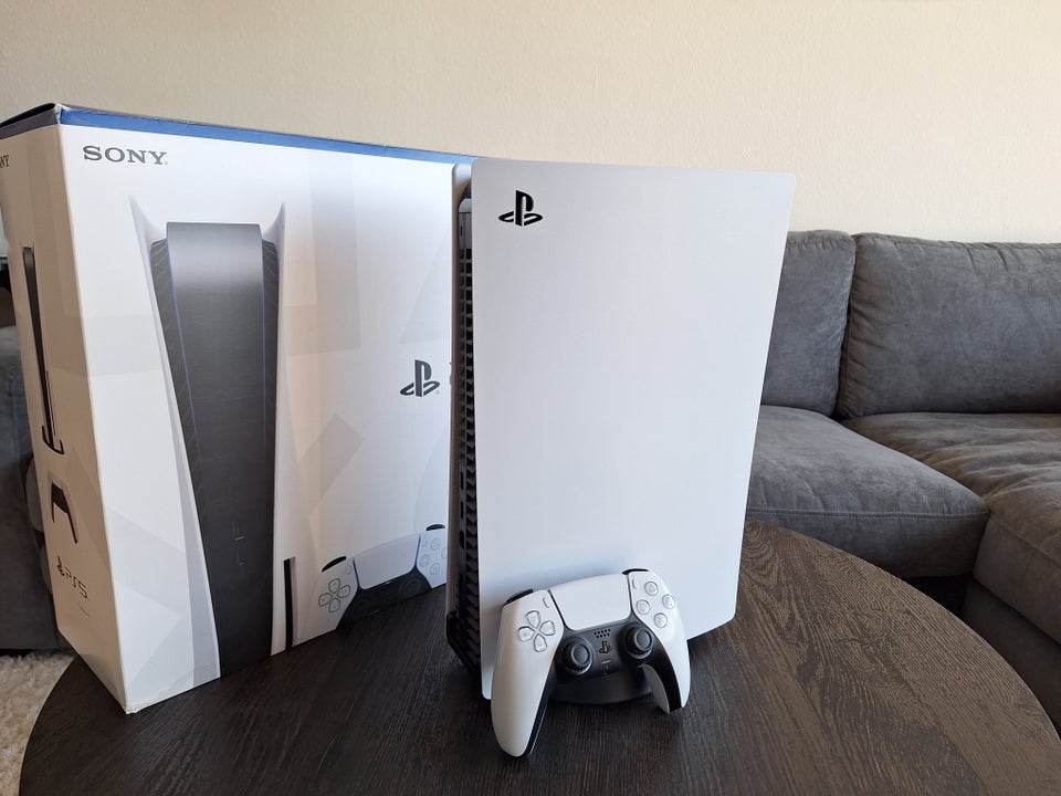 Playstation 5, Disk Edition, God