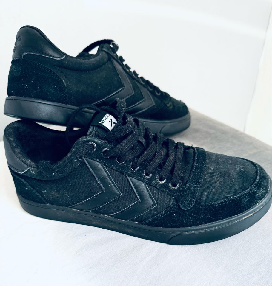 Sneakers str 39 Hummel