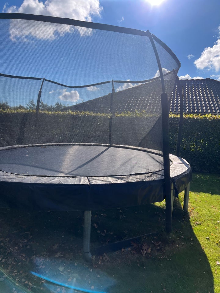 Trampolin