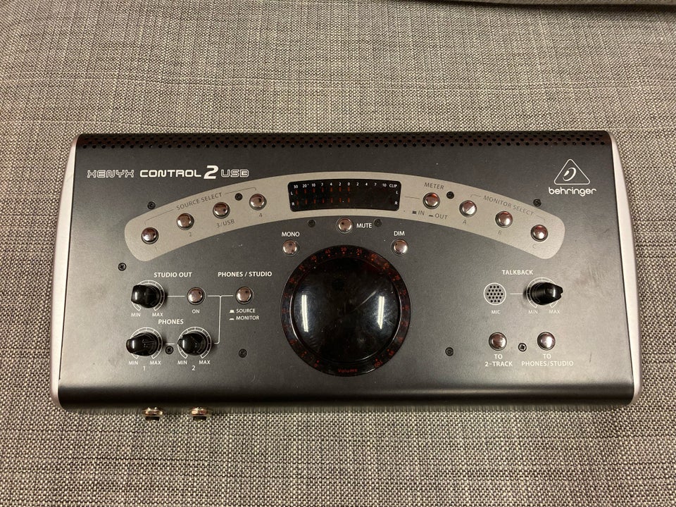 Studio monitor controller ,