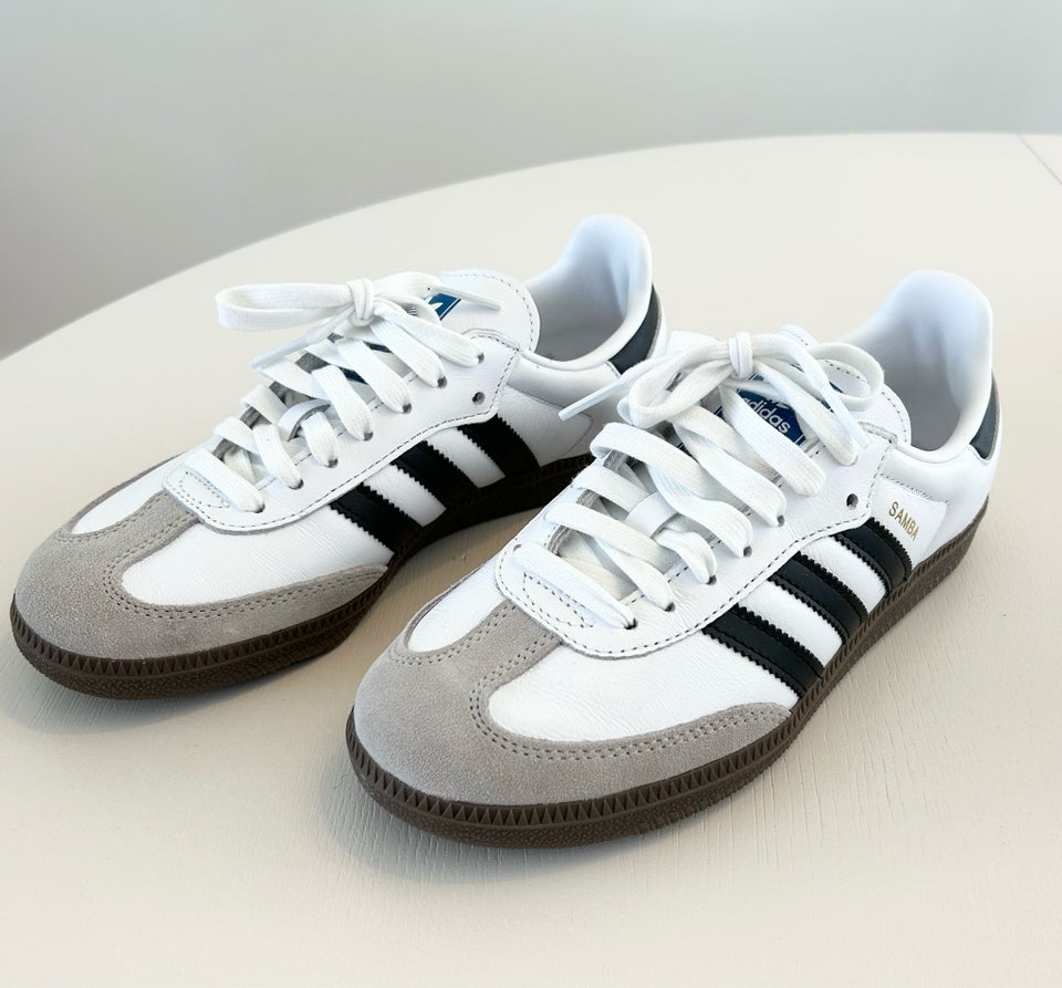 Sneakers str 38 Adidas Samba