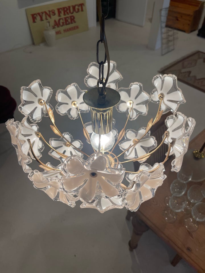 Lysekrone, Vintage blomster lampe