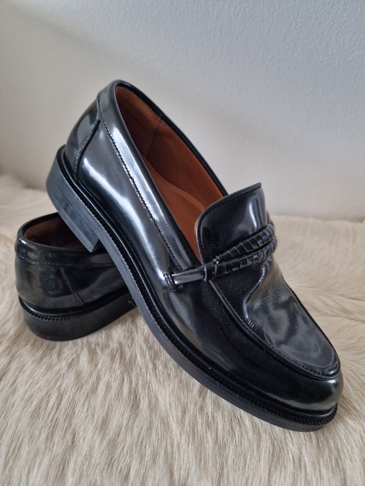 Loafers, str. 36, Billi bi