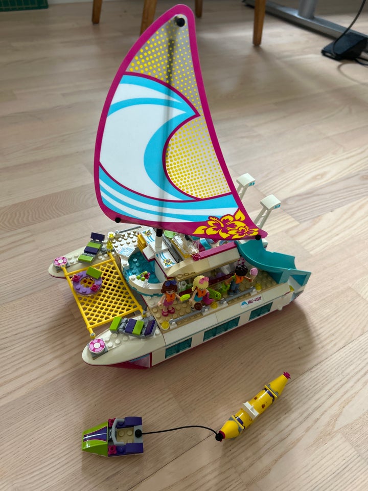 Lego Friends, Solskinskatamaran